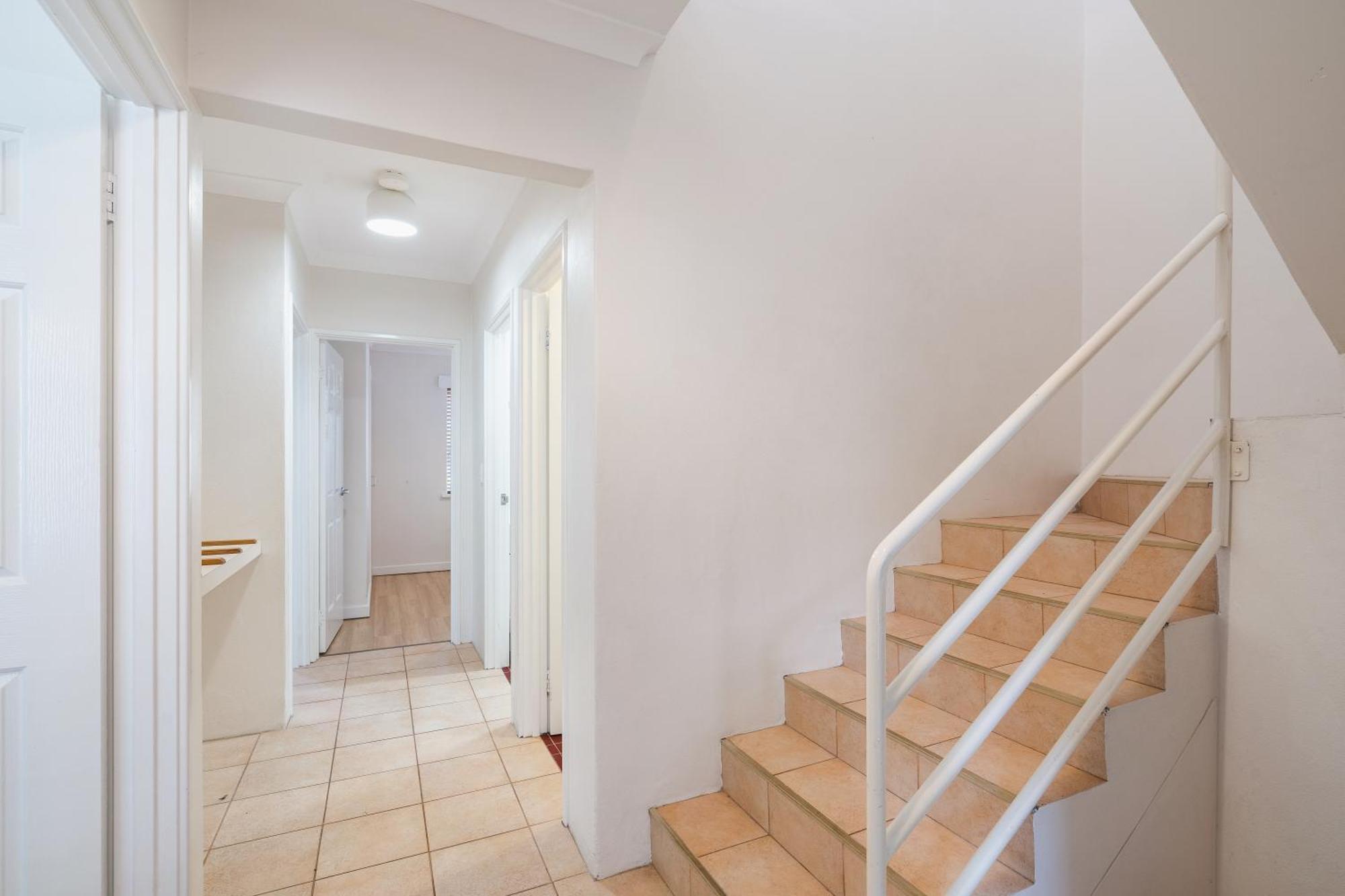 Bay Village 4*
