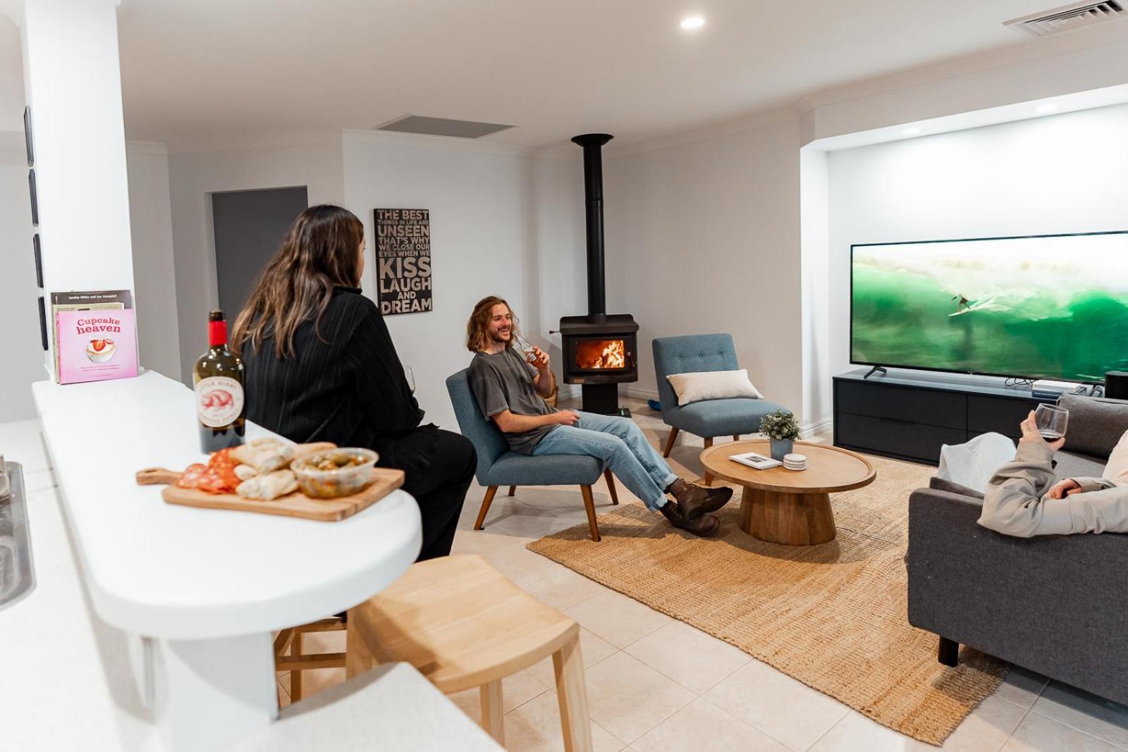 Salhus - Sleep In King Beds & Easy Walk To Town * Dunsborough