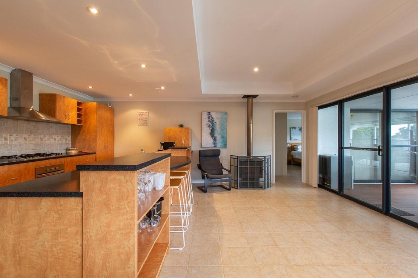 Holiday home Pool & Putt Paradise, Family Friendly, Pool, Wifi *