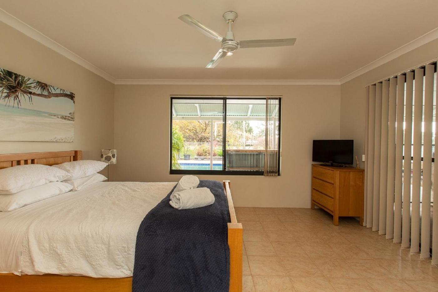 Holiday home Pool & Putt Paradise, Family Friendly, Pool, Wifi Dunsborough