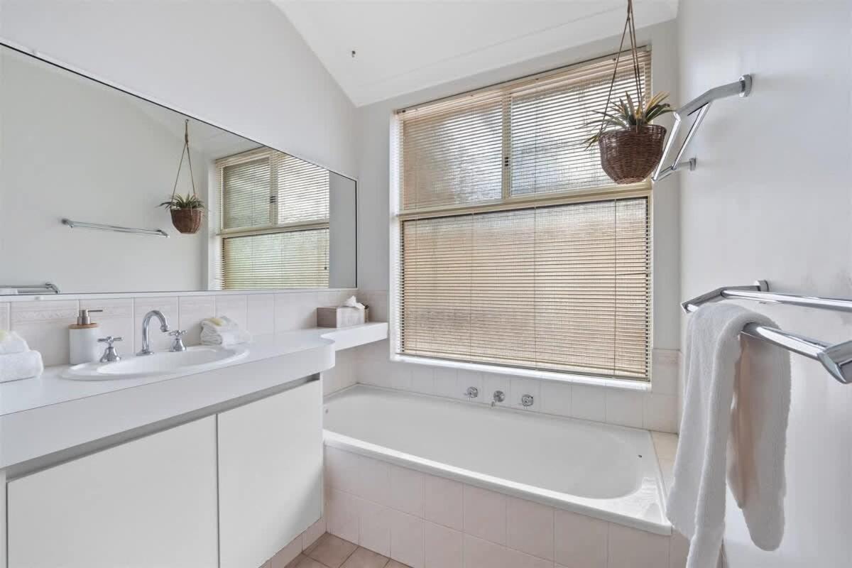 Dandjoo - Hot Tub, Fire Pit, Outdoor Entertainment Dunsborough