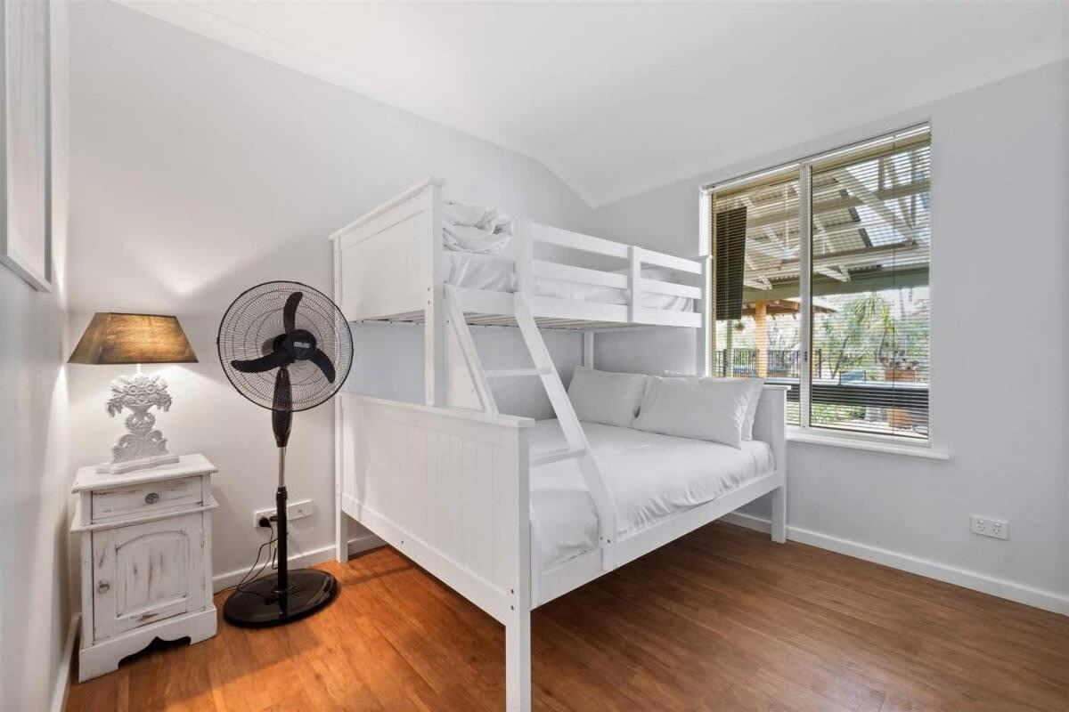 Dandjoo - Hot Tub, Fire Pit, Outdoor Entertainment * Dunsborough