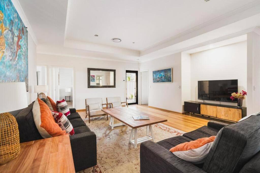 Oakmont Private Escape On Golf Course * Dunsborough