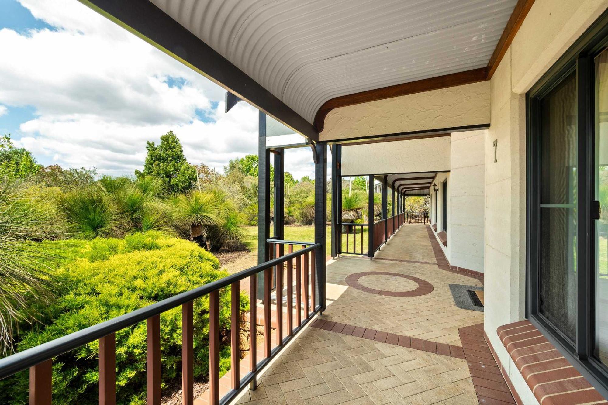 Carinya Cove - Swimming Pool, Pet Friendly, Fireplace * Dunsborough