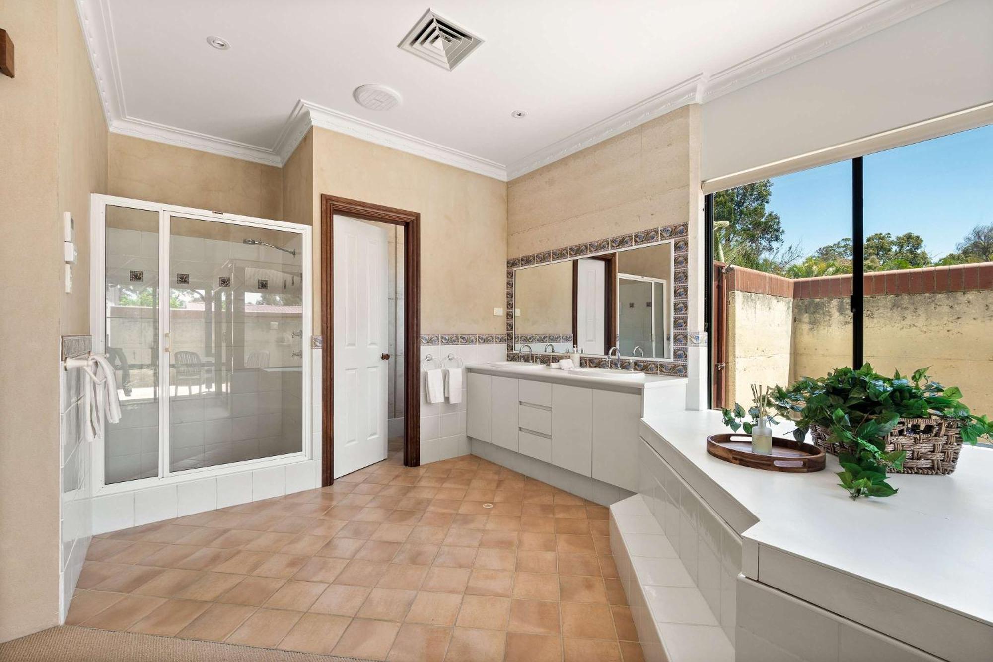 Carinya Cove - Swimming Pool, Pet Friendly, Fireplace * Dunsborough