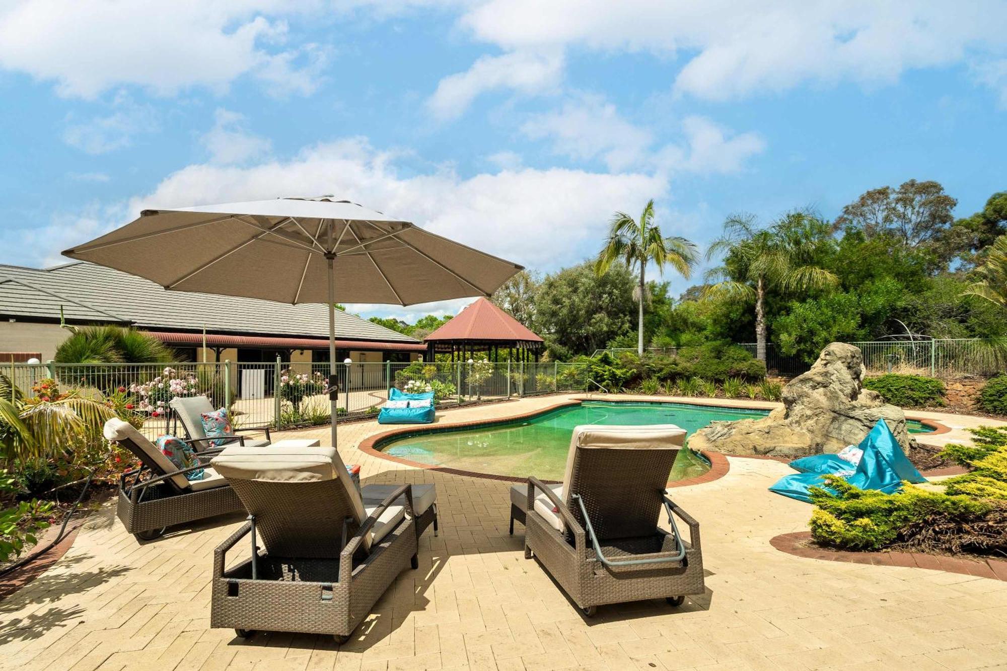 Carinya Cove - Swimming Pool, Pet Friendly, Fireplace Dunsborough