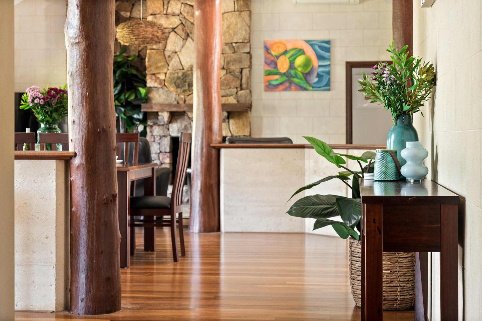 Carinya Cove - Swimming Pool, Pet Friendly, Fireplace Holiday home