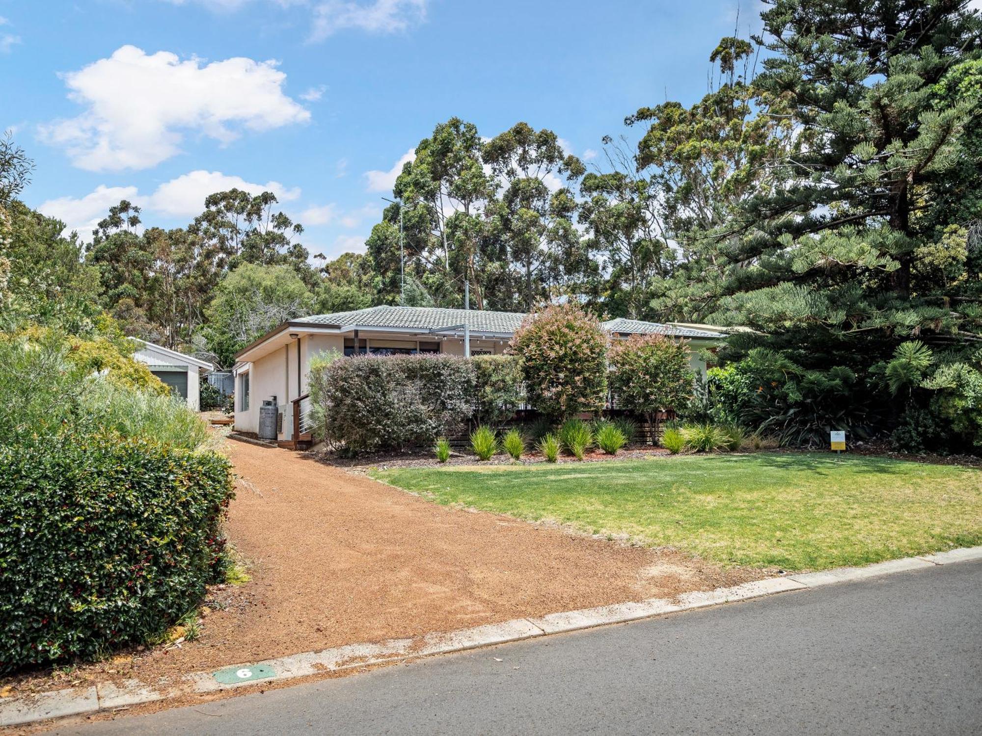 Holiday home Eagle Bay House - 300m To The Beach!