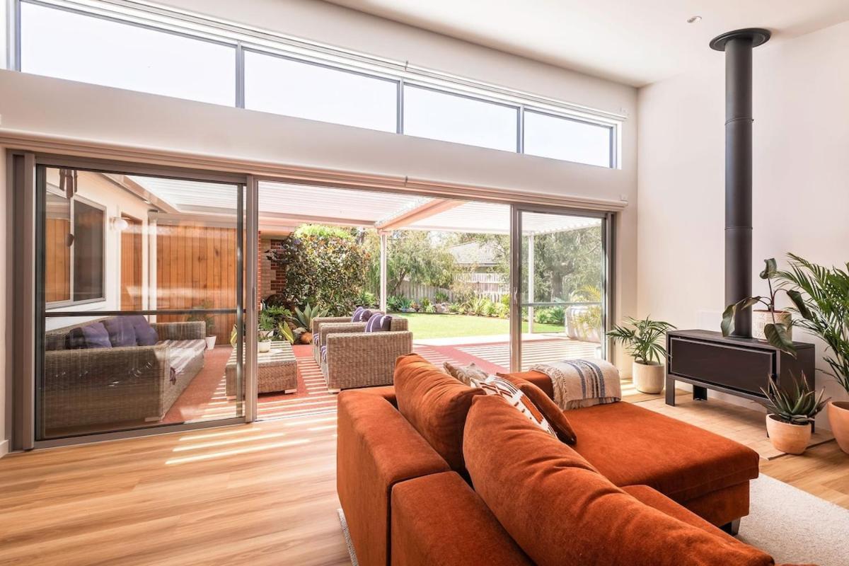 Holiday home Family Retreat, Near & Town *