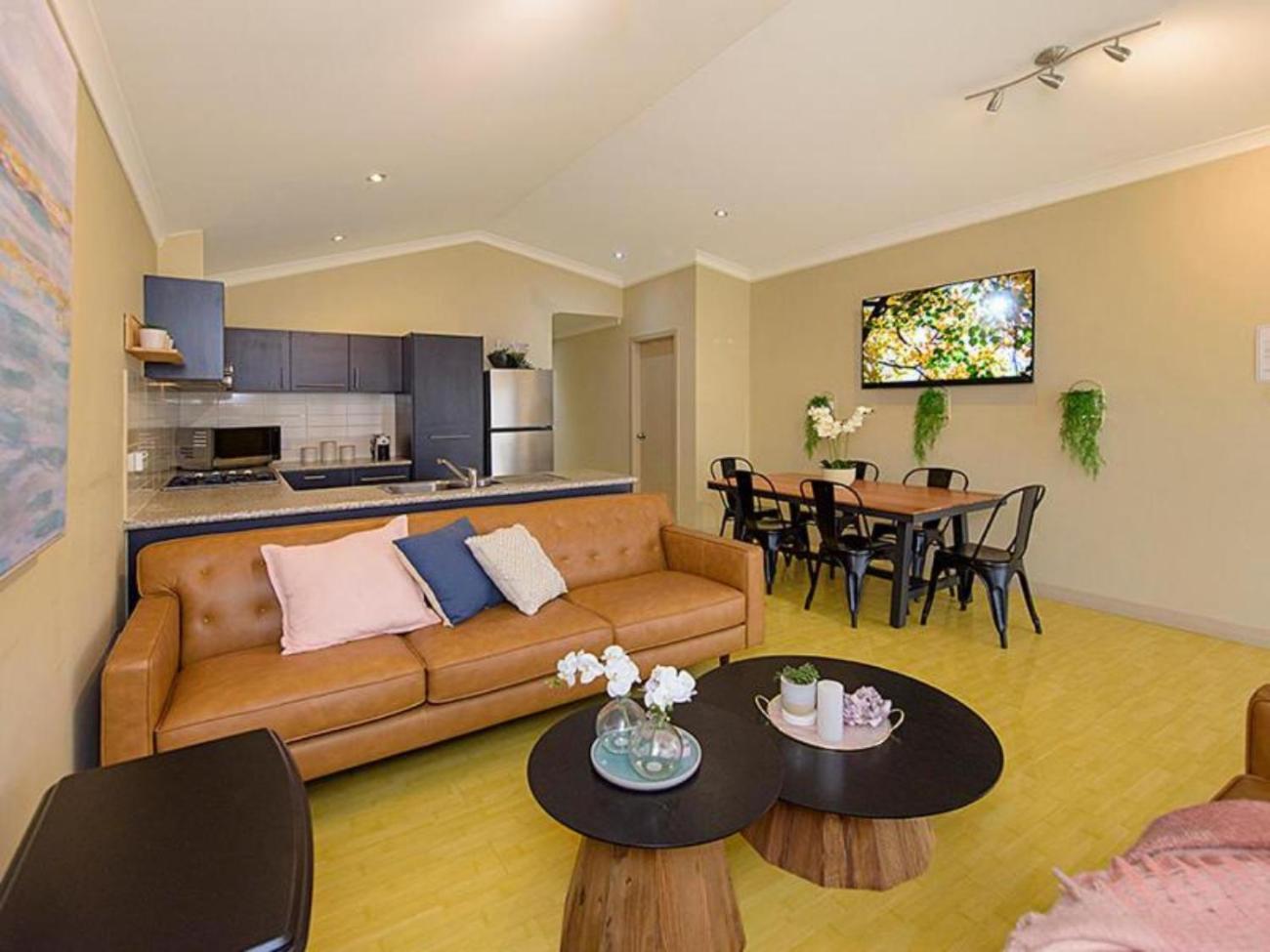 Bliss - Dunn Bay Apartment *