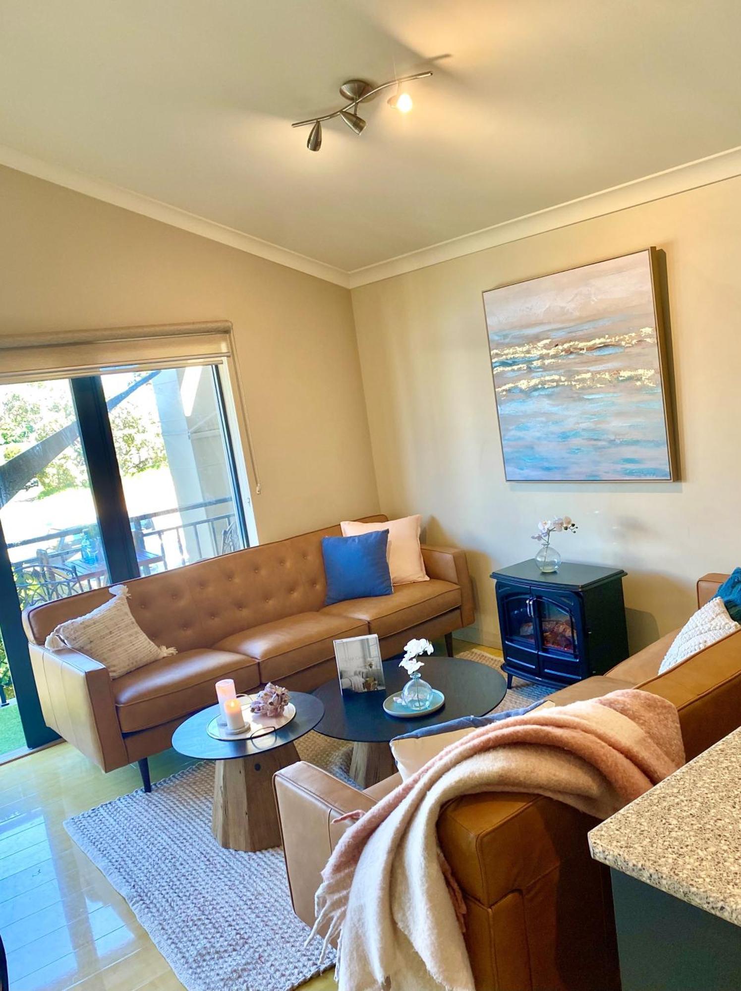 Bliss - Dunn Bay Apartment *