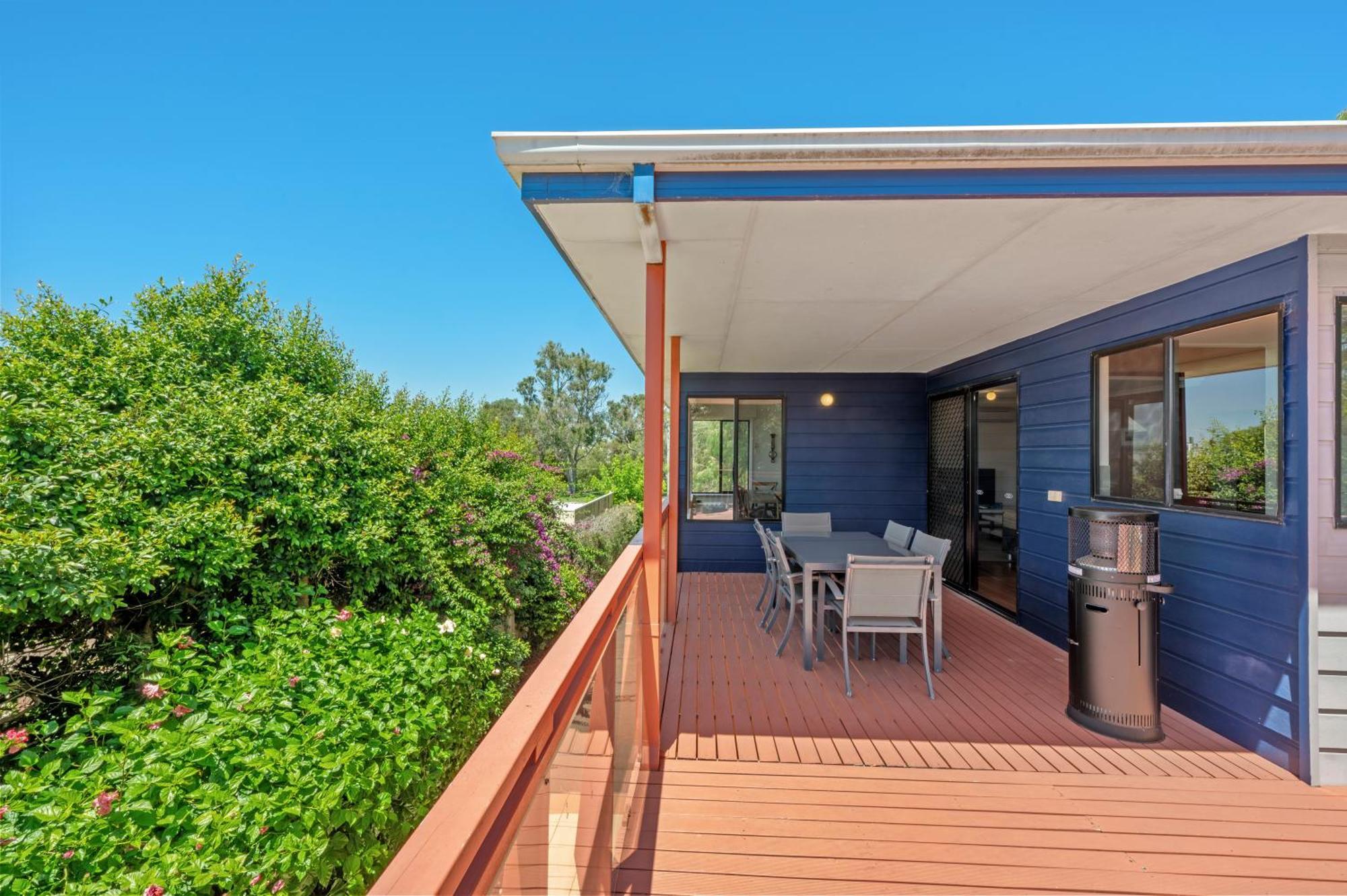 By The Bay Holiday home *