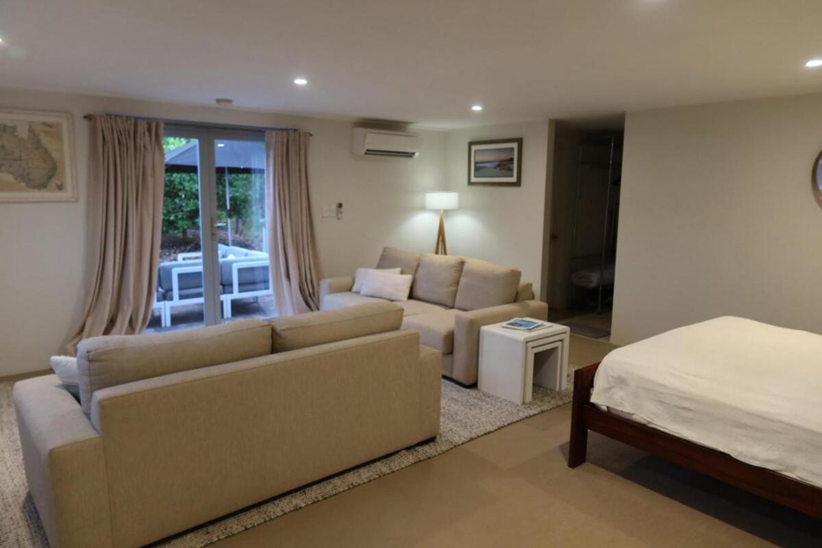 Unique Australian Shed Style House Apartment Dunsborough