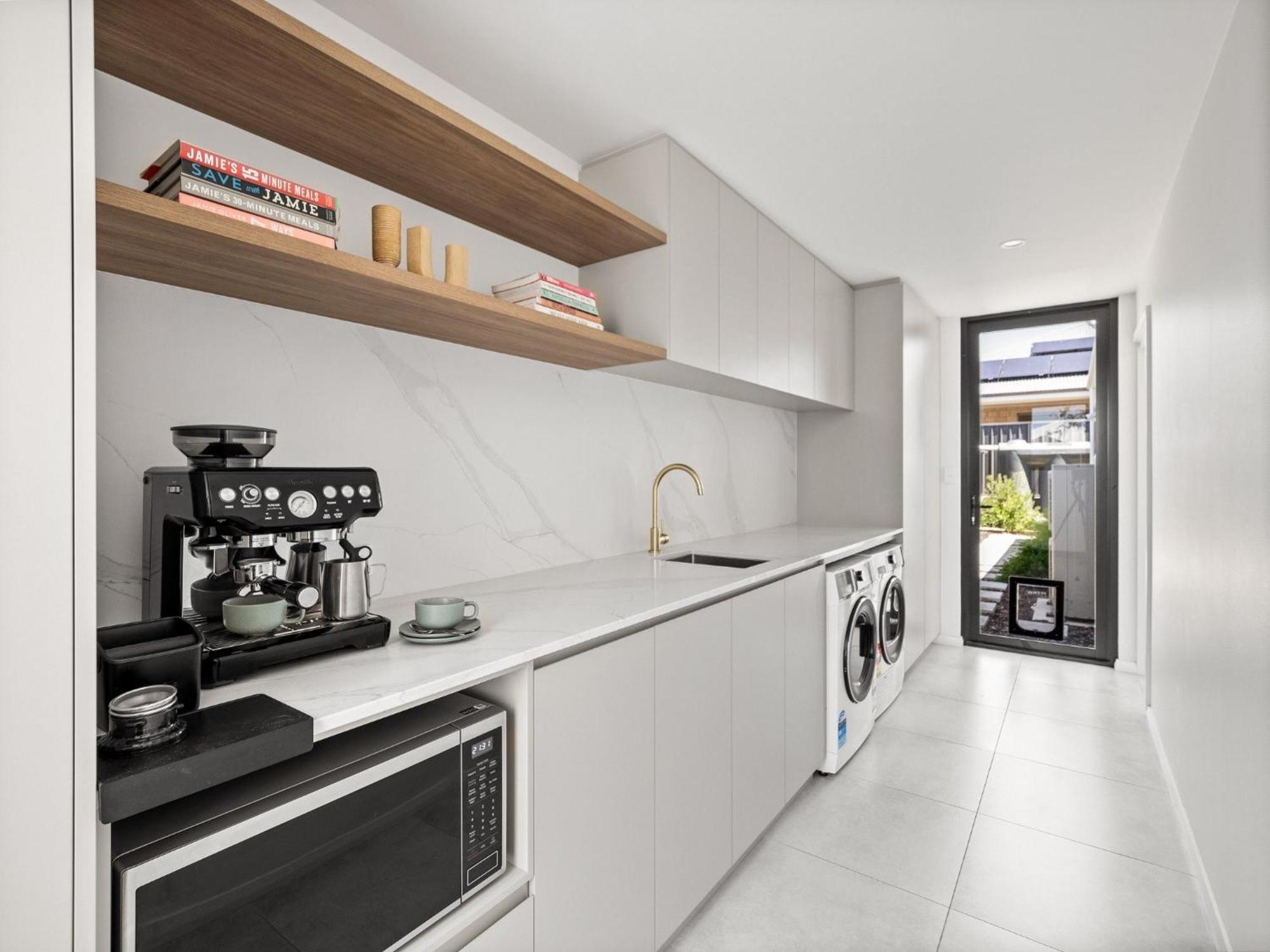Amila - Location With Designed Spaces