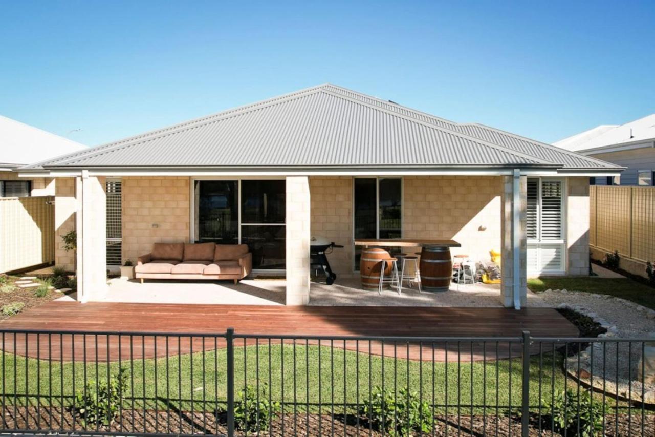 Casasandra - Perfectly Located Tasteful Charm Holiday home *