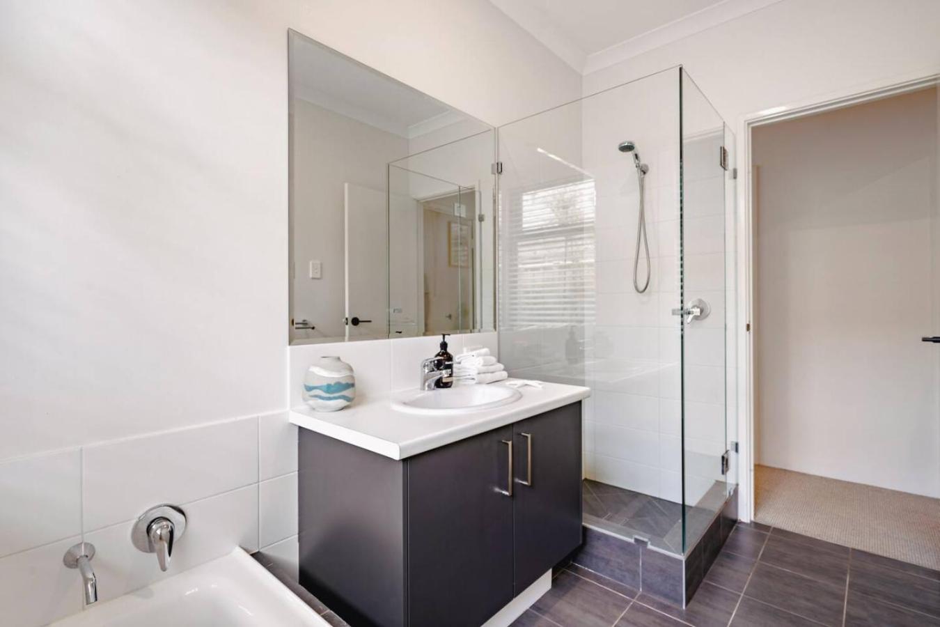 Mainbreak Dunsborough Stylish Coastal Retreat Dunsborough