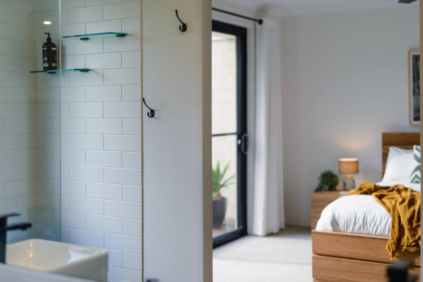 Mainbreak Dunsborough Stylish Coastal Retreat Holiday home