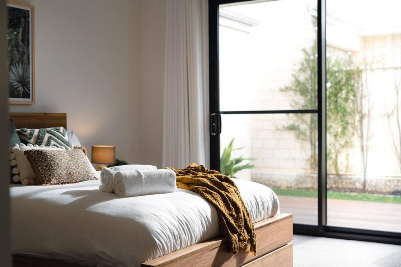 Mainbreak Dunsborough Stylish Coastal Retreat Holiday home Dunsborough