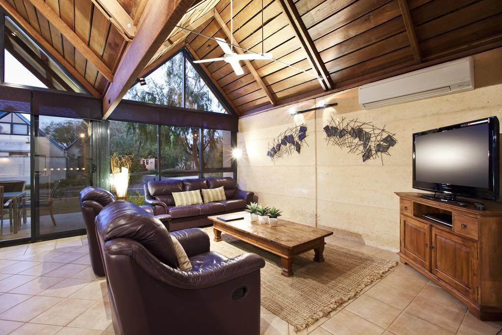 Villa Whalers Cove Villas