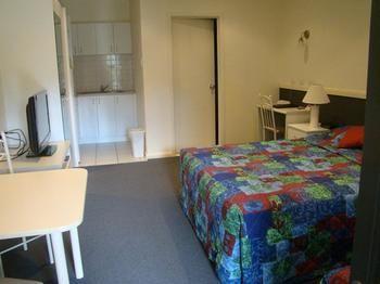 Dunsborough Central Motel Motel