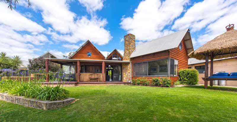 House Dunsborough