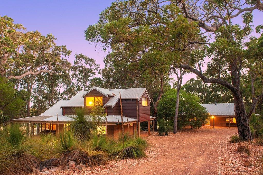 Woodstone Cottages Lodge