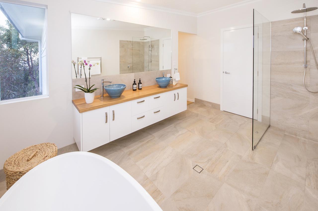Yaringa Holiday home