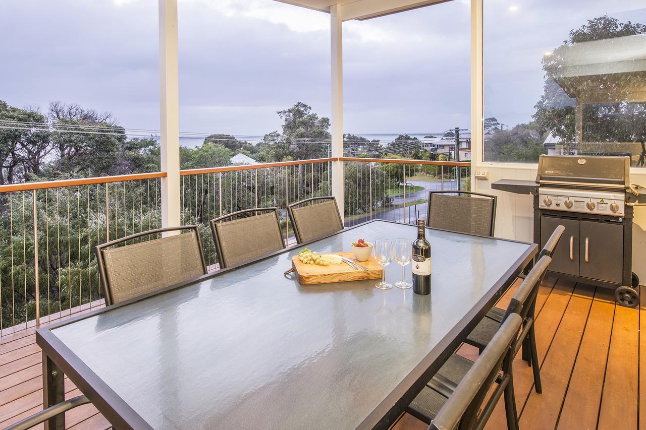 Yaringa Holiday home