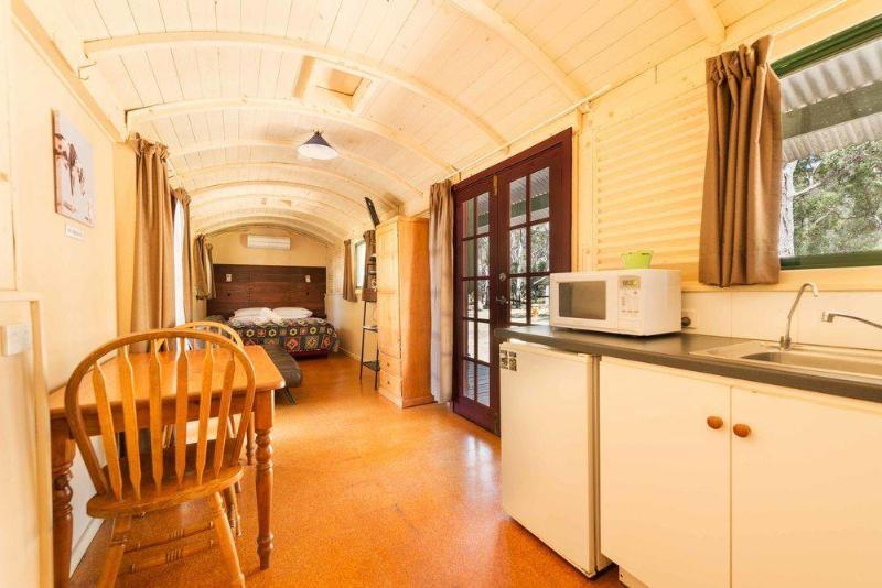 Rail Carriages & Farm 3* Dunsborough