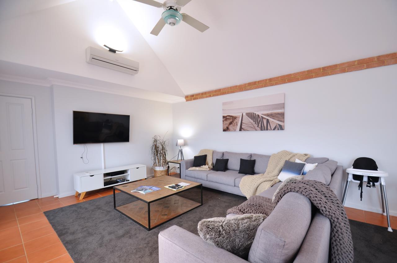 Halcyon Daze Holiday home