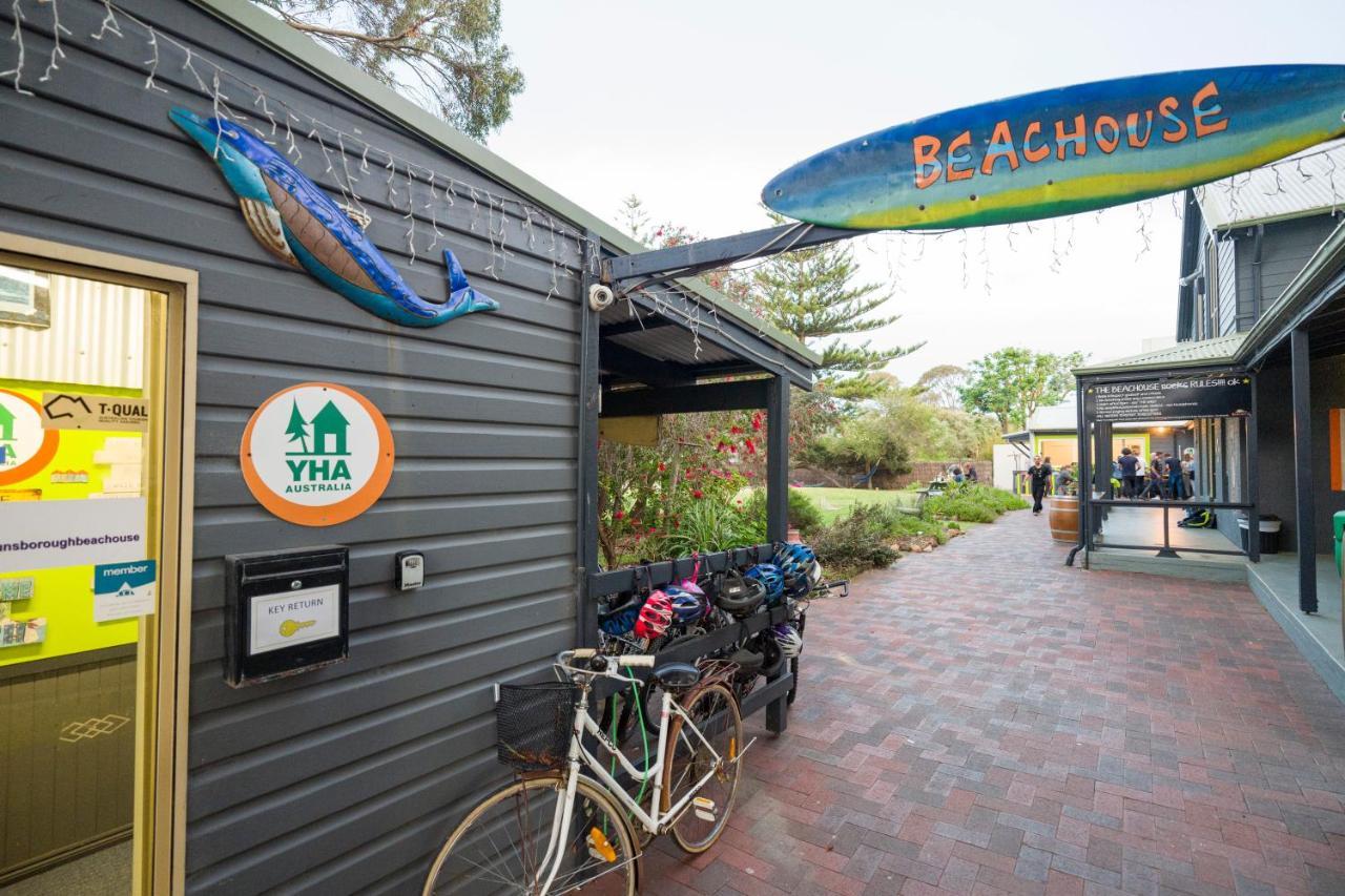 Beachouse Yha Hostel *