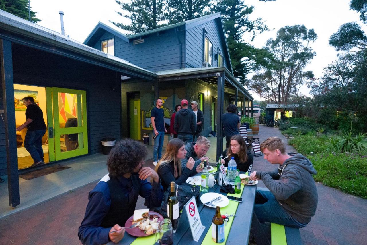 Beachouse Yha Hostel Dunsborough