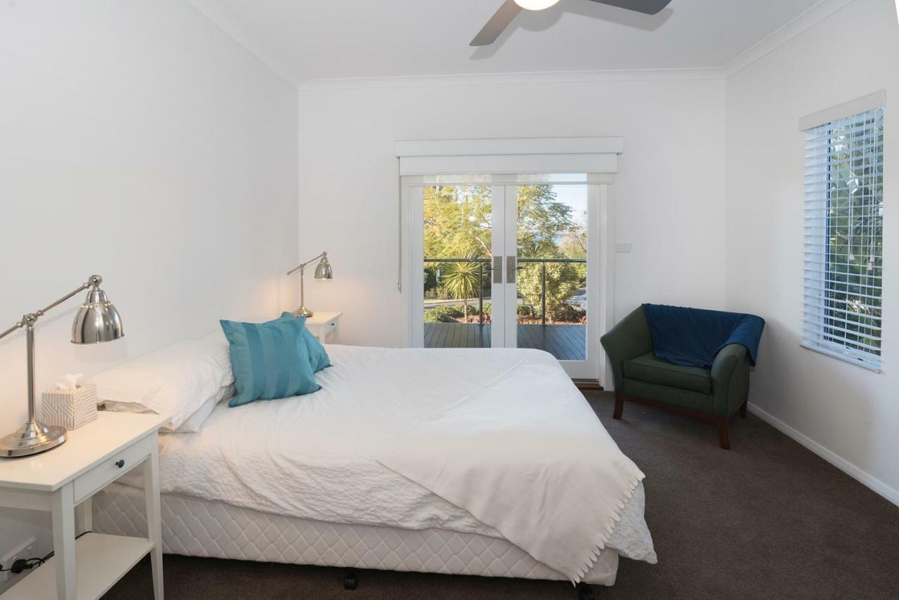 Casa Azzura - Beachside Entertainer Holiday home Dunsborough