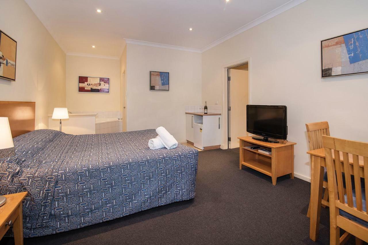 Town Units Hotel 3*