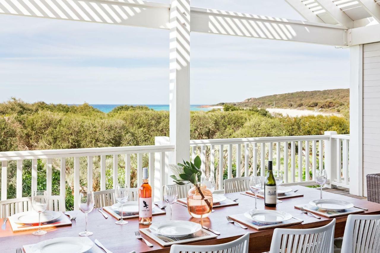 Beachfront On Eagle Bay Holiday home Dunsborough