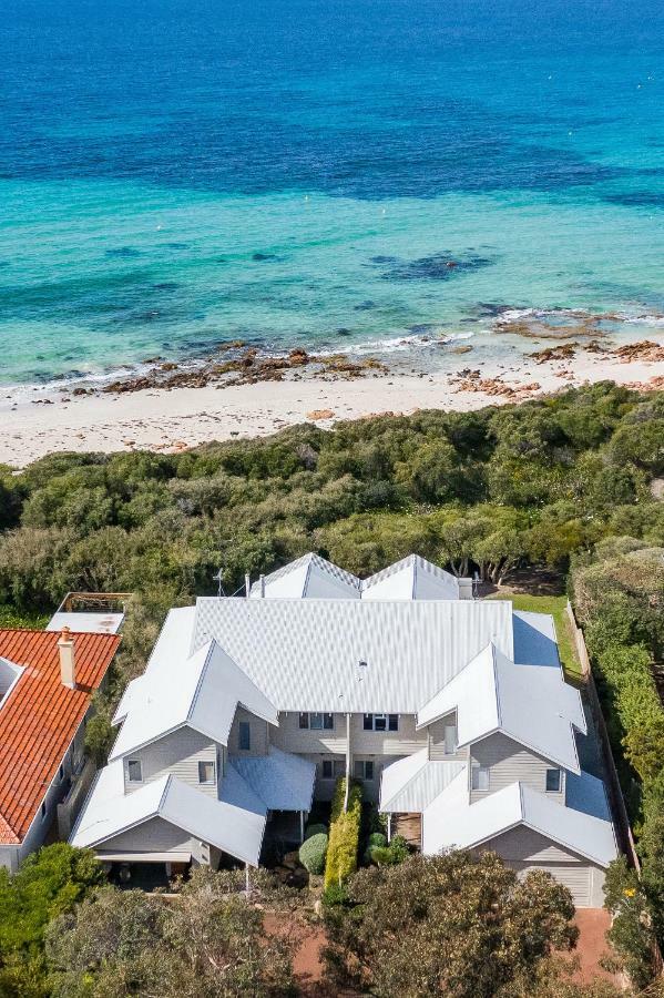 Holiday home Beachfront On Eagle Bay *