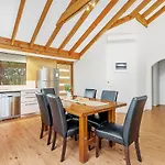Possum Cottage - Woodstone Estate