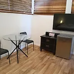 Dunsborough Apartments & Suites