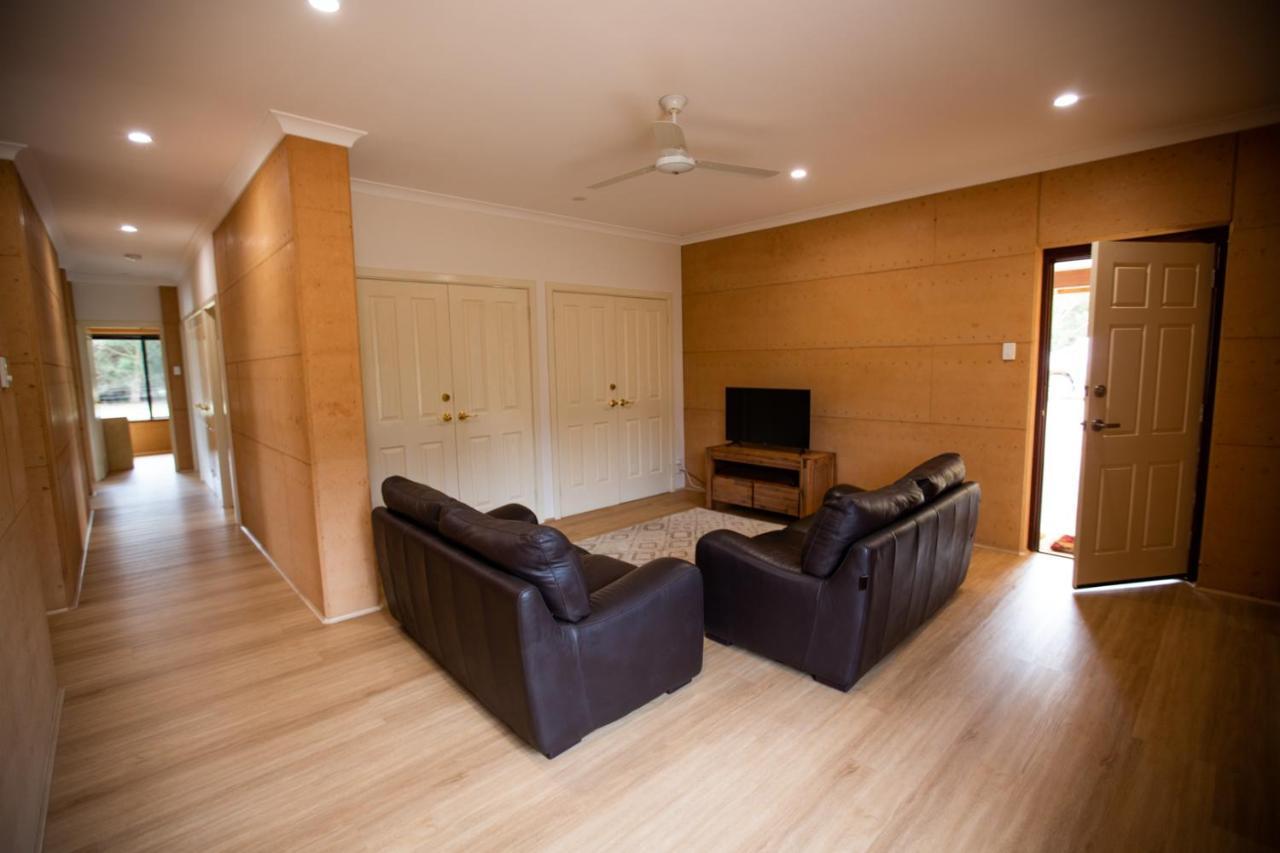 The Parkfield * Dunsborough
