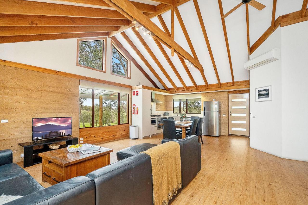 Possum - Woodstone Estate Chalet