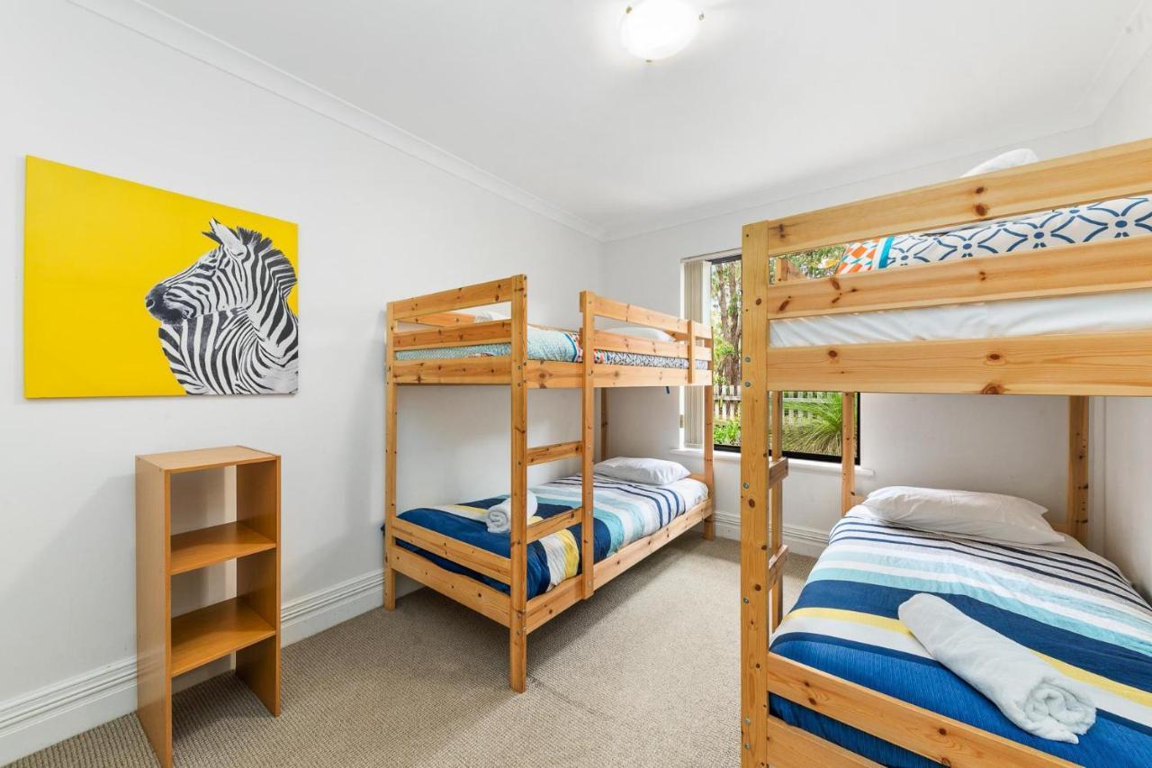 Holiday home Pet Friendly Family Favourite - Kangaroo And Fairway Views With Air Con