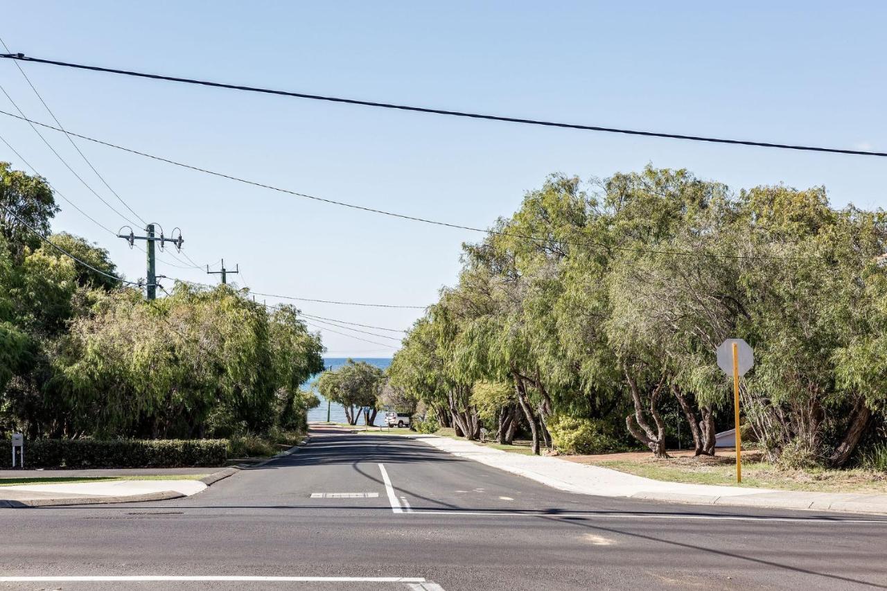 Life On * Dunsborough