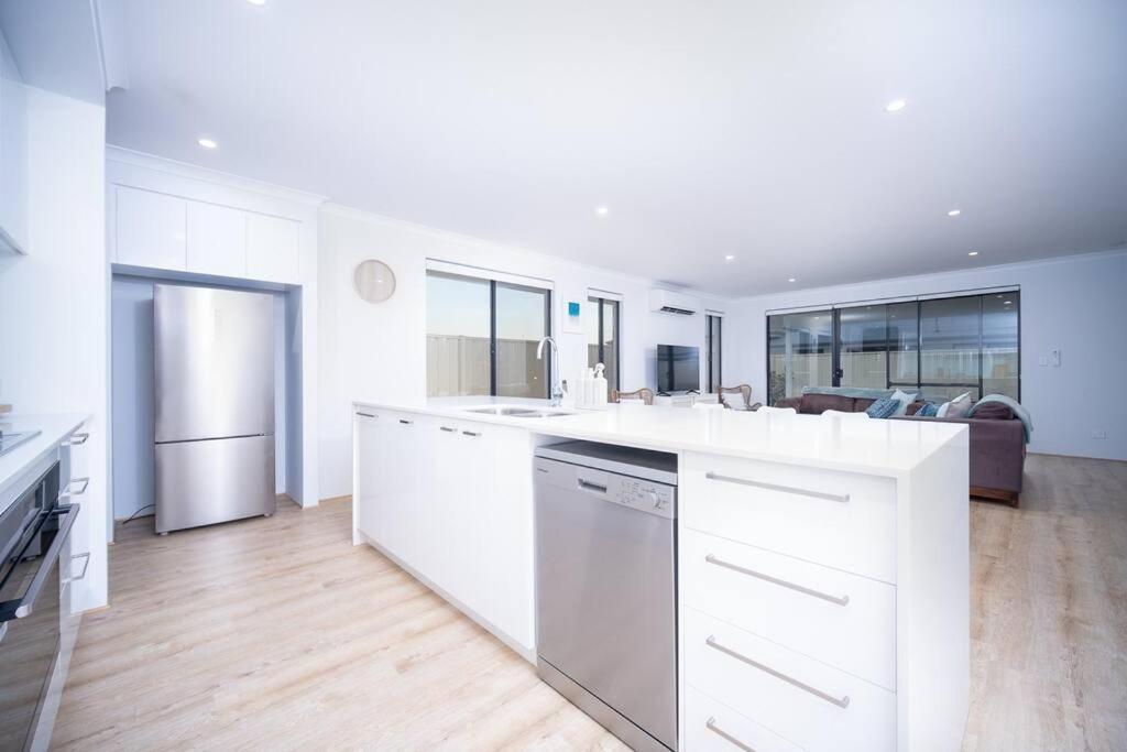 Holiday home Shoreacres Retreat - Your Next In Paradise