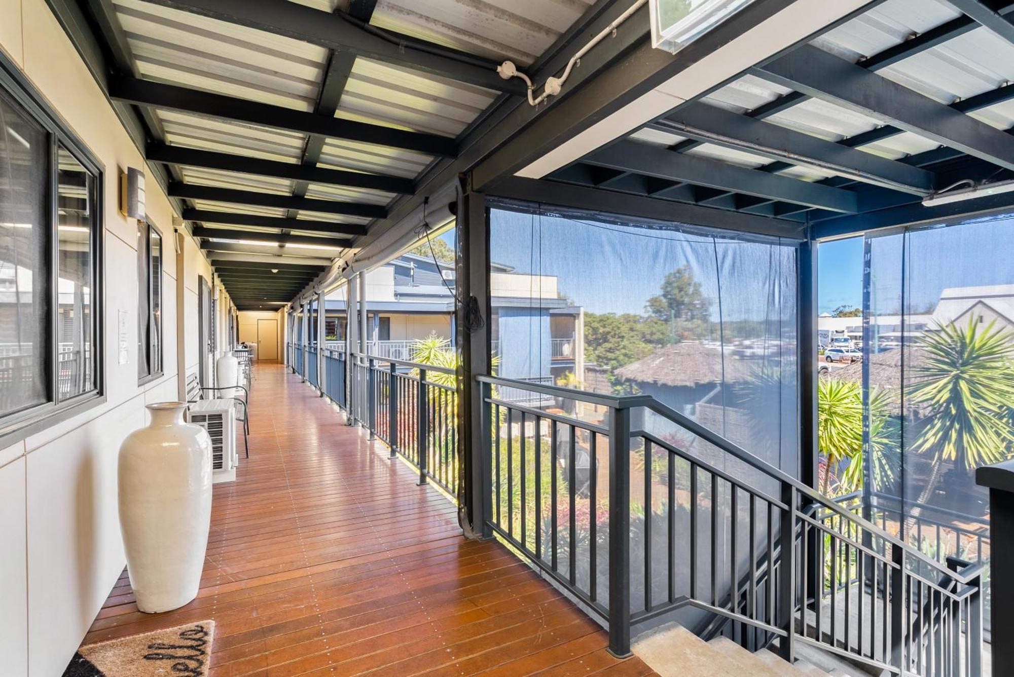 Bay Village Dunsborough Resort 4*