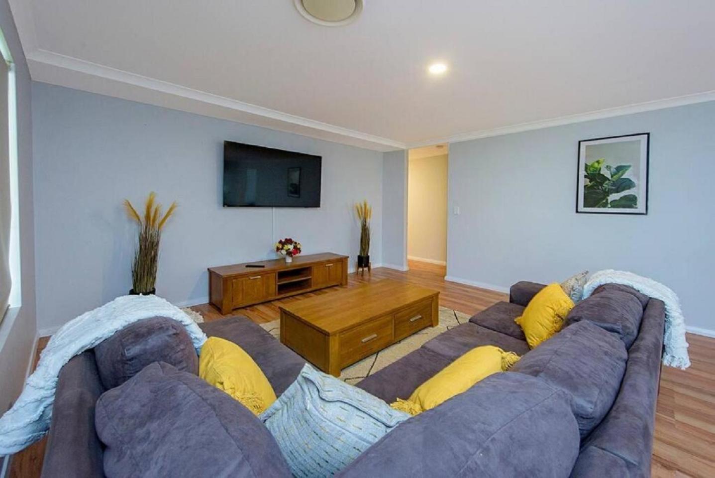 Fish Eagle Retreat - Family Friendly