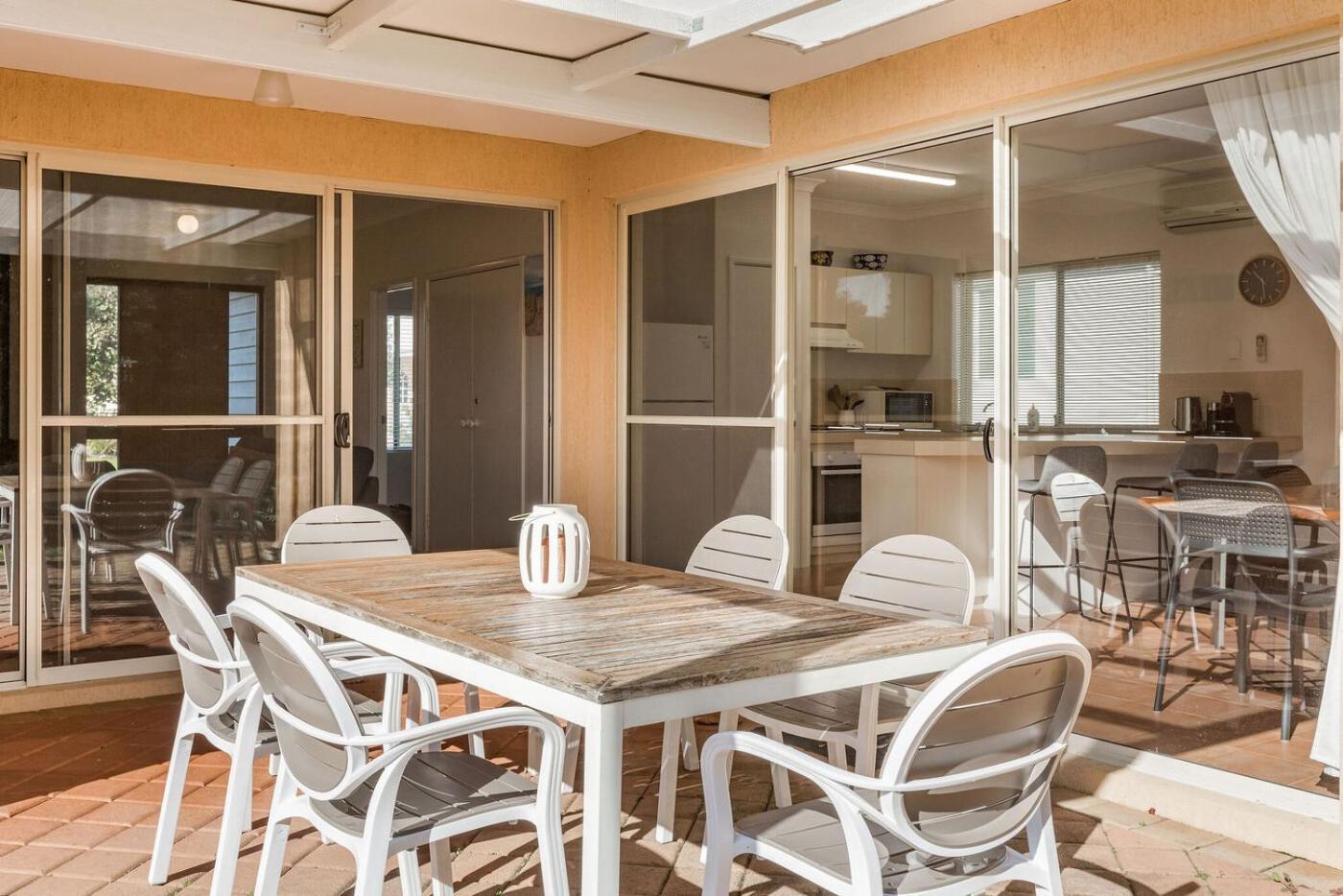 Shore Holiday home