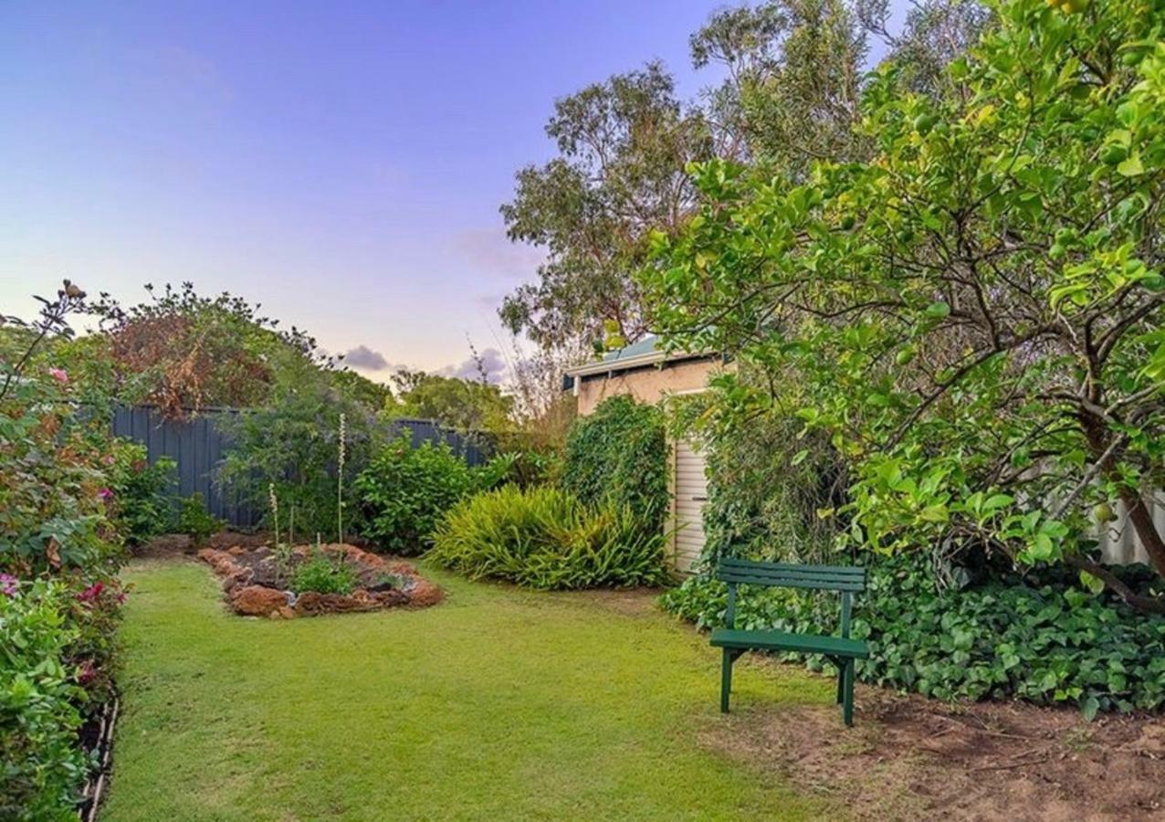 Holiday home Hakea Haven